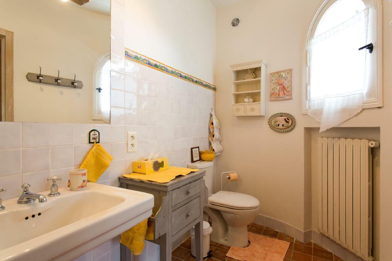 Mas Du Roc Bed & Breakfast Grasse Exterior foto