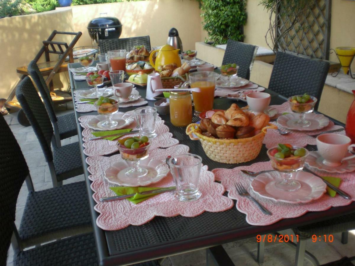 Mas Du Roc Bed & Breakfast Grasse Exterior foto